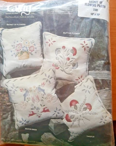 SEALED Cathy Needlecraft Basket of Flowers 7381 14x14" Pillow Quilting Vintage - Picture 1 of 3