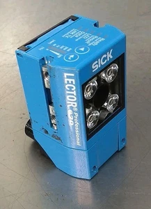 SICK ICR620S-T11504 / 1054375 LECTOR Image Based Code Reader Loc5E5/6 - Picture 1 of 4