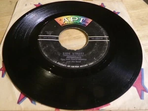 The Intervals 45 - I Still Love That Man - Apt 45-25019 - Picture 1 of 2