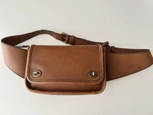 Old Vintage Coach Shoulder bag 70722 Waist pouch Turn lock Leather Camel - Picture 1 of 4