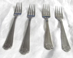 Wallace French Shell 2- DINNER FORKS 2-SALAD FORKS Stainless Flatware - Picture 1 of 11
