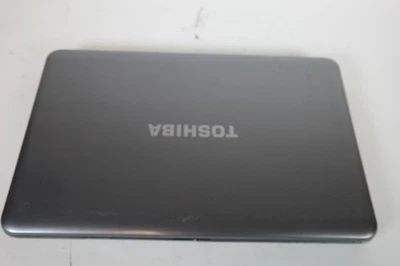 Toshiba Satellite L855-S5112 – Intel Core i3 – 4GB RAM – 500GB HDD – Sin alimentación Foto 1 de 4