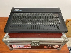 Roland M24E / 24 Spuren-Mixer, Sehr gut gepflegt. Top-Qualität !!! VINTAGE !! - Bild 1 von 5