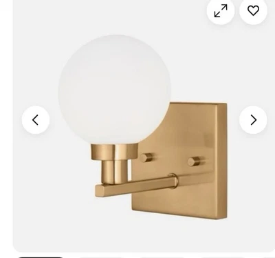 Aplique de baño Generation Lighting Clybourn 4161601-848 8" de alto con vidrio esmerilado Foto 1 de 2