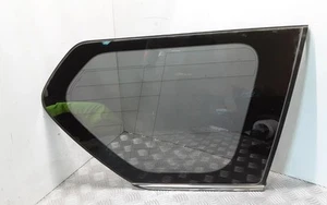 Cuarto de ventana trasero derecho TOYOTA LAND CRUISER J15 2,80 diésel 130 kw 28410519 - Imagen 1 de 4