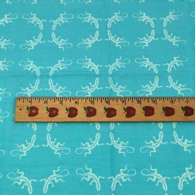 White Blue Lizards Beach Jungle Boy 24"X34" Scrap FABRIC Cotton Quilt  - Image 1 of 4
