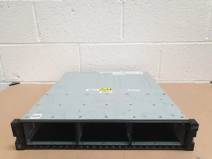 IBM Storwize V7000 Gen2 24x 2.5'' SFF 12G SAS Expansion Enclosure 2076-24F - Afbeelding 1 van 2