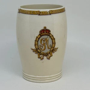 King GEORGE V and Queen Mary Silver Jubilee 1935 CUP - Picture 1 of 6