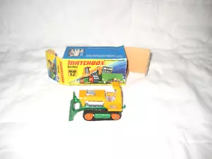 Matchbox #12 Big Bull 1975 come nuovo, giallo/verde con tracce nere in scatola originale SF - Foto 1 di 6