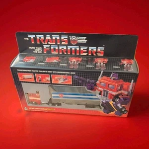 2002 Reissue of the 1984 Transformers G1 Optimus Prime - Picture 1 of 5