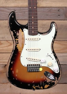 Fender Mike McCready Stratocaster E-Gitarre Road Worn 3-Color Sunburst mit - Bild 1 von 9