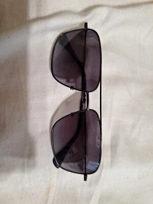 Gafas de sol Calvin Klein para hombre CK2142S 063 Gunmetal Aviator 58 15 140 mm  Foto 1 de 4