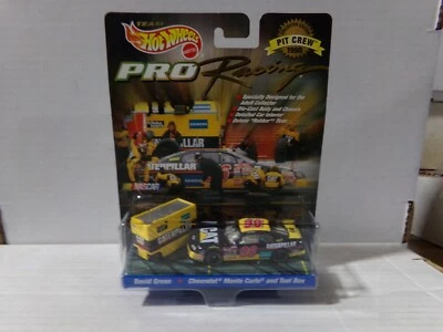 Hot Wheels Racing Pit Crew David Green #96 CAT Black 062821DMT3 - Image 1 of 2