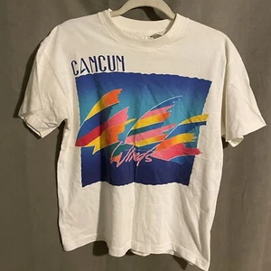 Vtg 90s Cancun Wings Single Stitch Shirt Size Medium Mens White Sailing Boat - Picture 1 of 5
