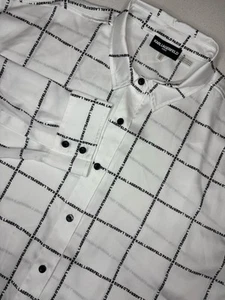 Camicia donna KARL LAGERFELD PARIS bianca con logo stampato a griglia e bottoni XL $99,50 - Foto 1 di 7