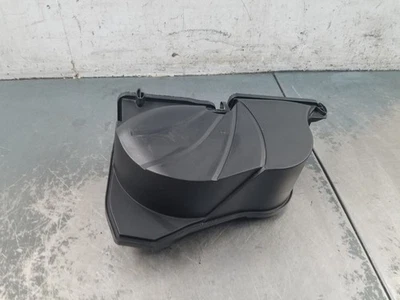 Filtro de cabine 2008 Mercedes Benz AMG C 63 duto de entrada de ar #9566 K2 - Imagem 1 de 4