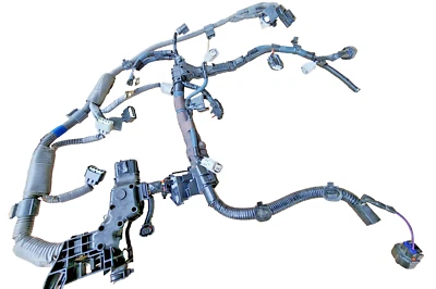 2012-18 TOYOTA PRIUS V 1.8L 4Cyl, 82121-47102 MAIN ENGINE BAY WIRE HARNESS ASSY - Image 1 of 4