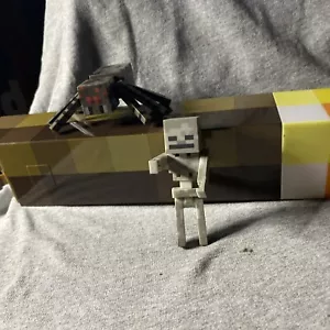 Minecraft Light-Up 11" Wandtaschenlampe Nachtlicht - getestet & funktionsfähig mit 2 Figuren - Bild 1 von 15