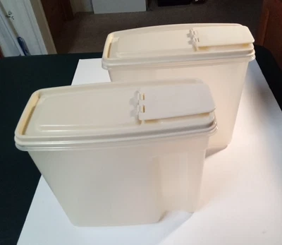 Contenedores de almacenamiento de cereales Rubbermaid Servin Saver con tapas de almendras #3 - Juego de 2 Foto 1 de 4