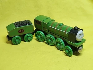 Thomas & seine Freunde Holzeisenbahn Zug Panzer Großstadt Lok + Tender 🔥 - Bild 1 von 15