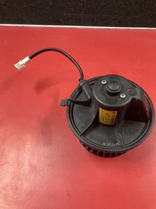 Volkswagen Transporter T4 Heater Blower Motor Fan 701819021B Module Matrix VW - Picture 1 of 18