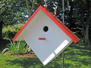 HOUSE WREN BIRDHOUSE - Picture 1 of 5
