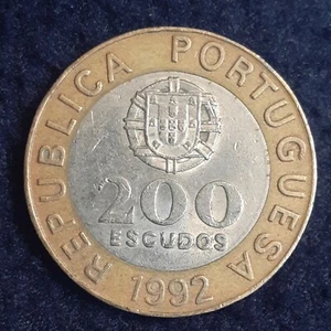1992 Portugal 200 Escudos Bimetallic Garcia de Orta, coat of arms 28mm coin - Picture 1 of 10