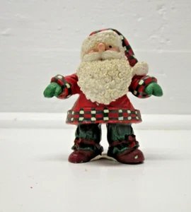 Estatuilla adorno navideño de resina de Papá Noel pintada a mano 3" de alto temporada medias - Imagen 1 de 4