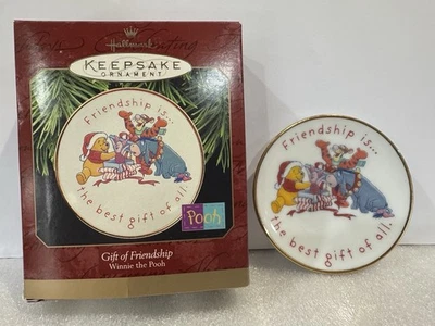 Adorno Plato Hallmark 1997 Regalo de Amistad Winnie the Pooh Foto 1 de 4