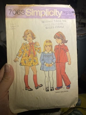 Simplicity 7063 Sewing Pattern UNCUT Vintage 70s Dress Top Pants Girls Size 5 - Image 1 of 4