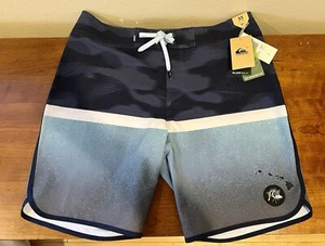 NWT Quicksilver Surfsilk Divided Scallop Blue Highline Swim Trunks 33” X 19” - Picture 1 of 8