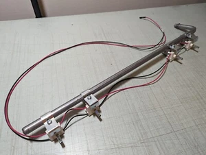 Conjunto de colector de quemador de gas Whirlpool genuino con arnés de interruptor W11509597 - Imagen 1 de 8