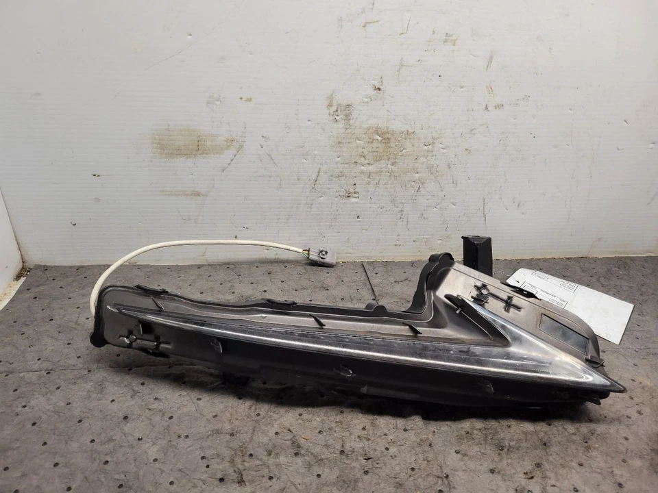 Luz de canto/parque de passageiros para corrida diurna compatível com 14-16 LEXUS IS350 1617713 - Imagem 1 de 4