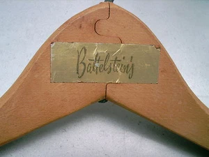 Vintage Wooden Hanger MARKED BATTELSTEIN'S NICE ITEM - Picture 1 of 3