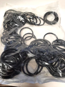 1KLE5 O-Ring 1x (100pk) 100 total pcs. 70 Shore A, Black #O10 - Picture 1 of 3