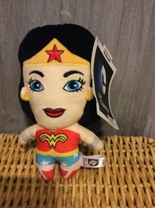 DC Comics Wonder Woman 7 Zoll Plüsch Phunny Kidrobot 2015 - Bild 1 von 4