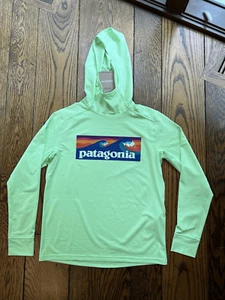 Patagonia Kids Capilene Cool Silkweight Hoody HEIQ Size XL (14) NWT - Picture 1 of 5