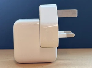 Original Apple 10W USB Power Adapter Ladeblock für Handys iPad iPhone iWatch - Bild 1 von 8