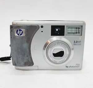 HP Photosmart 735 3.2MP Compact Digital Camera(12.5) - Picture 1 of 6