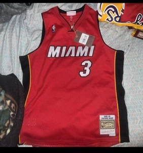 Mitchell & Ness Wade Miami Heat 2005-06 HWC Swingman Alternate Size XL Youth - Picture 1 of 4