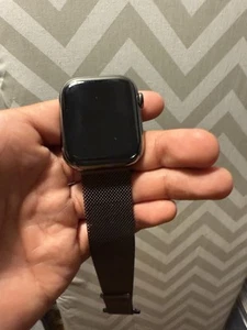 Apple Watch Series 7 45mm grafitowa pętla mediolańska ze stali nierdzewnej z opaskami sportowymi - Zdjęcie 1 z 4