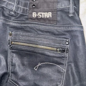 G-STAR RAW 3301 SCHWARZ DENIM JEANS HERREN GRÖSSE 29 X 32 HERGESTELLT IN ITALIEN - Bild 1 von 7
