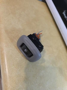 02-05 Interruptor de ventana eléctrica de puerta trasera Trailblazer GMC Envoy Olds Bravada 15122224 - Imagen 1 de 4