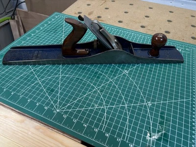 Record No 7 Plane. Vintage, 1945-52. - Image 1 of 4