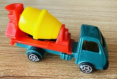 Vintage Cement Mixer 1/64 Green/Yellow Toy Concrete Truck 1990s - Image 1 of 4
