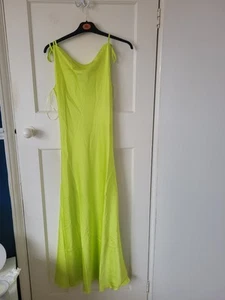 Vero Moda Petite satin tie shoulder maxi slip dress with seam detail in lime - Picture 1 of 4