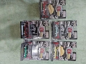 M2 Machines Auto-Thentics (Lot Of 5) 1:64 Die-Cast 1954 Chevrolet Bel Air - Picture 1 of 7