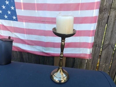 Candelabro enchapado en latón? Diya? 10 1/2" de alto Foto 1 de 4