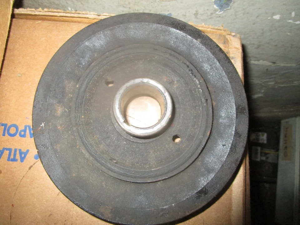 MG MGB Crank Pulley Harmonic Balancer 1975-1980 - Image 1 of 2