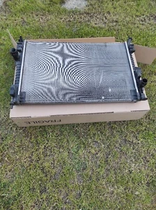 Opel Grandland X Citroen Peugeot Wasserkühler Kühler Motorkühler 9809141780 - Bild 1 von 7